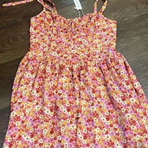 New with tags floral for love and lemons